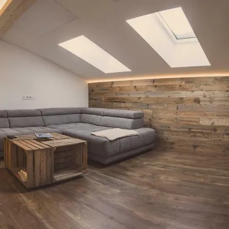 Apartment Ninetyfour *